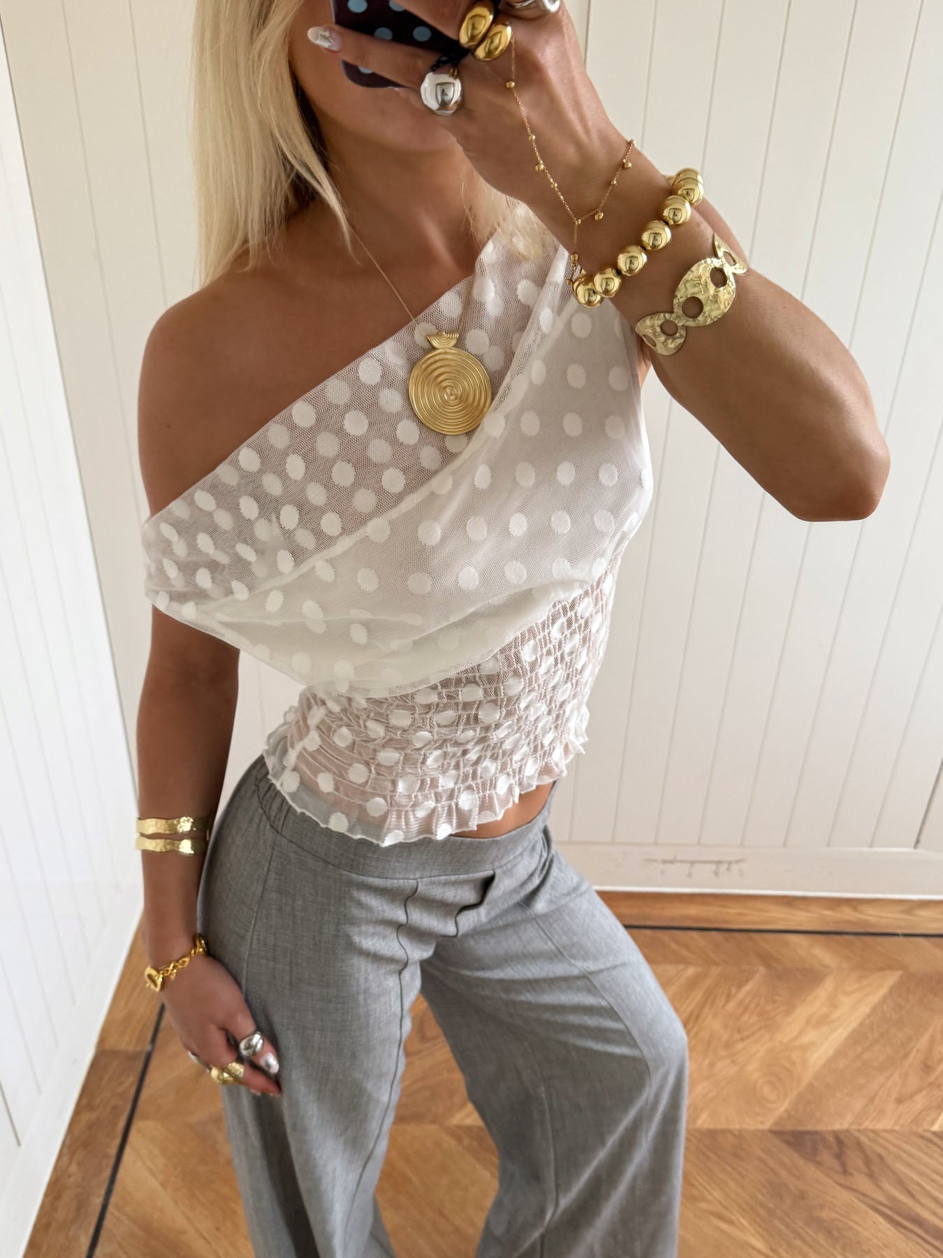 Scandivv mesh top with polka dots