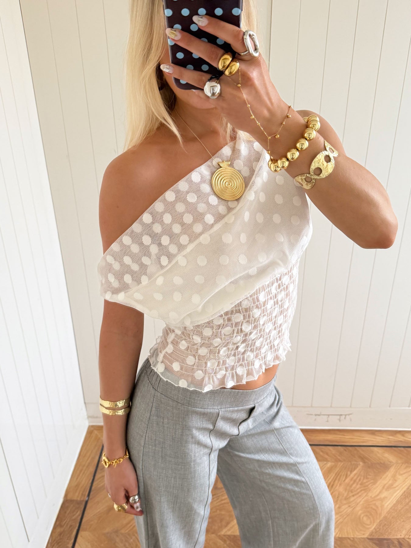 Scandivv mesh top with polka dots